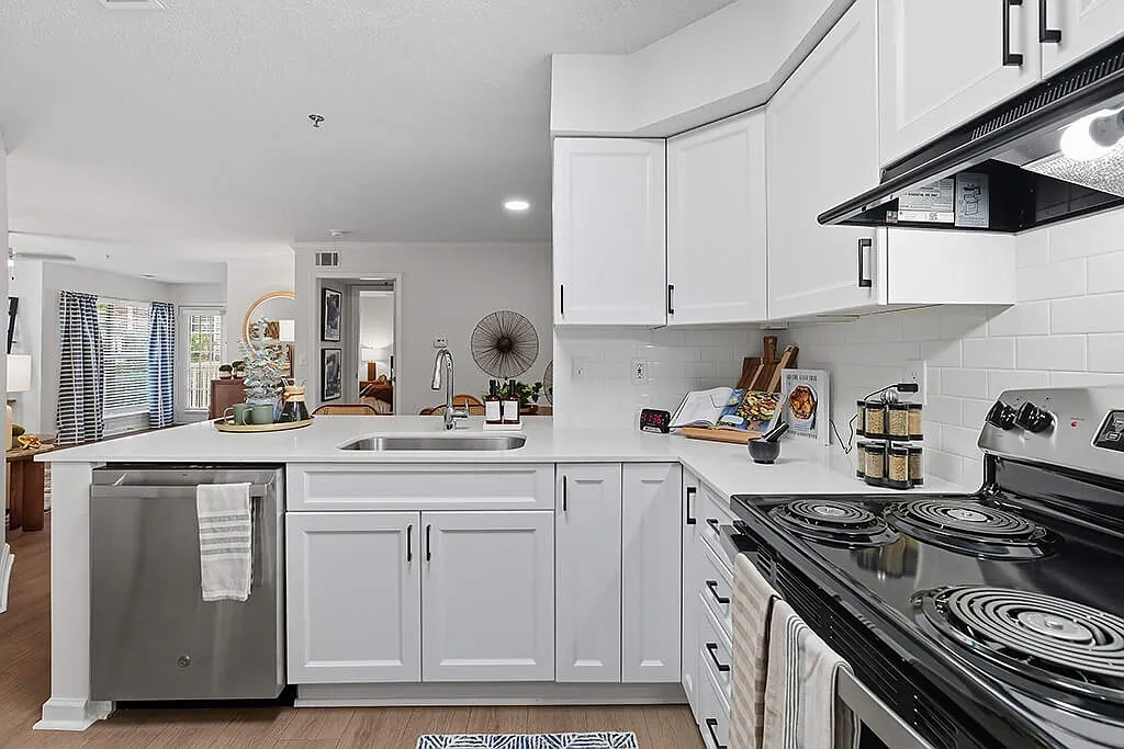 Chroma Park Apartments – photo 2