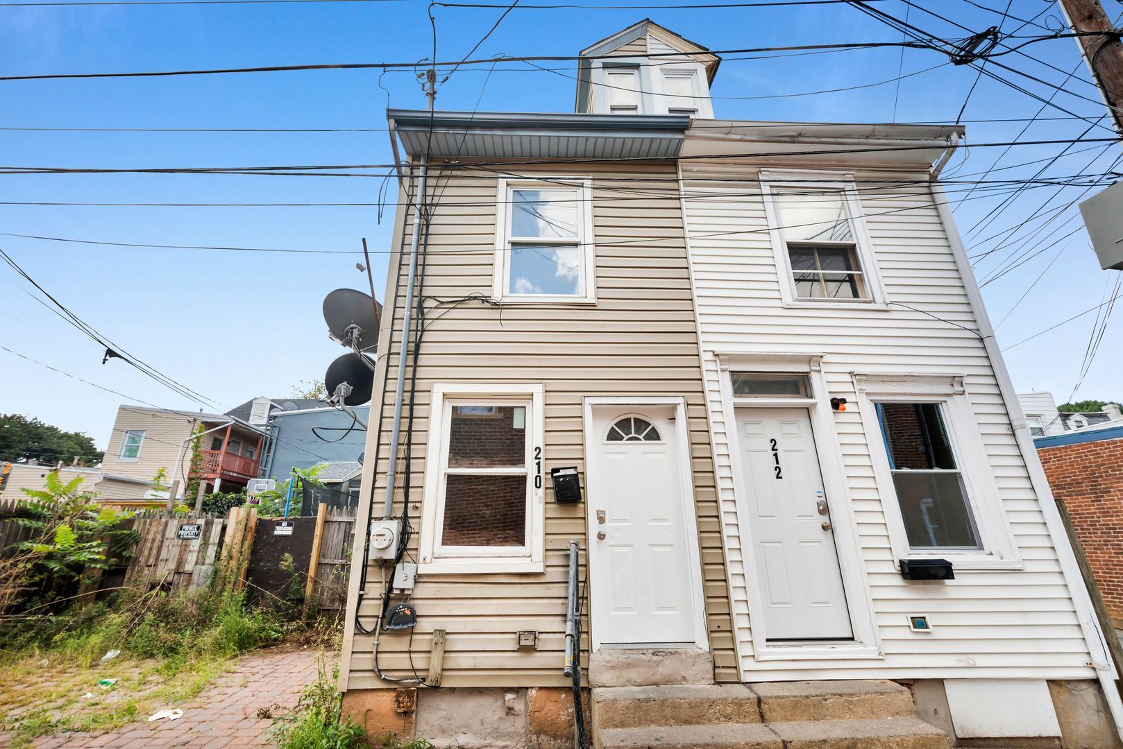 210 1/2 N Peach St – photo 1