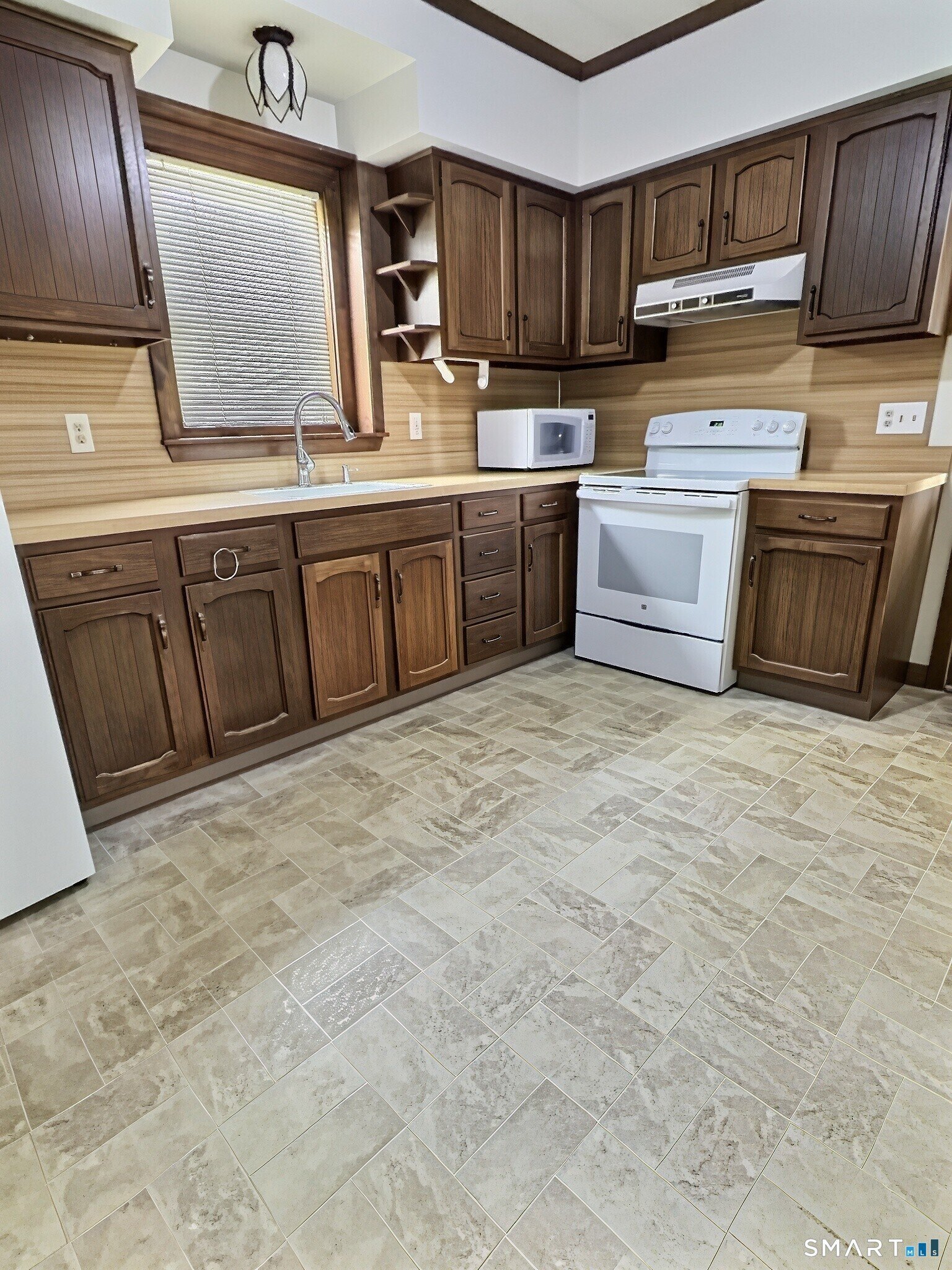 290 Wakelee Ave #1ST – photo 4