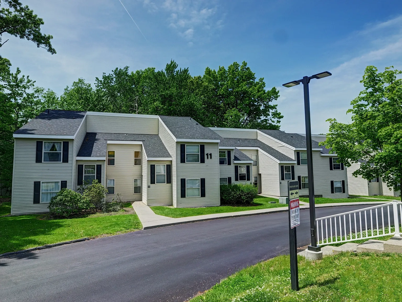 Colonie East Apartments – photo 1
