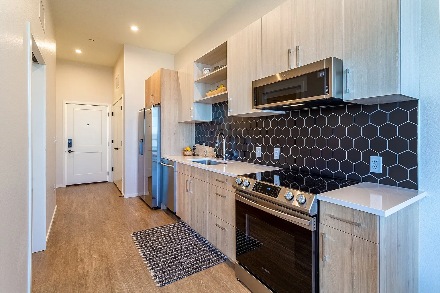 2049 S. Columbine Street – photo 1