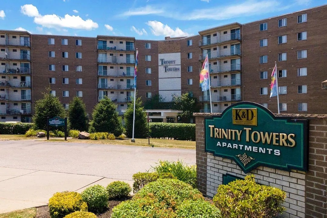 Trinity Towers – photo 4
