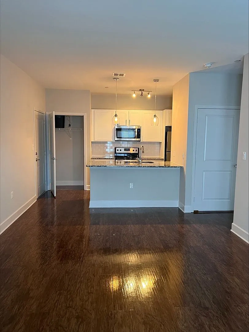 7 N Main St – Floor plan