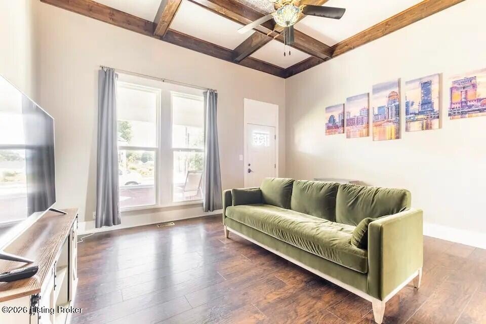 1046 Charles St – photo 3