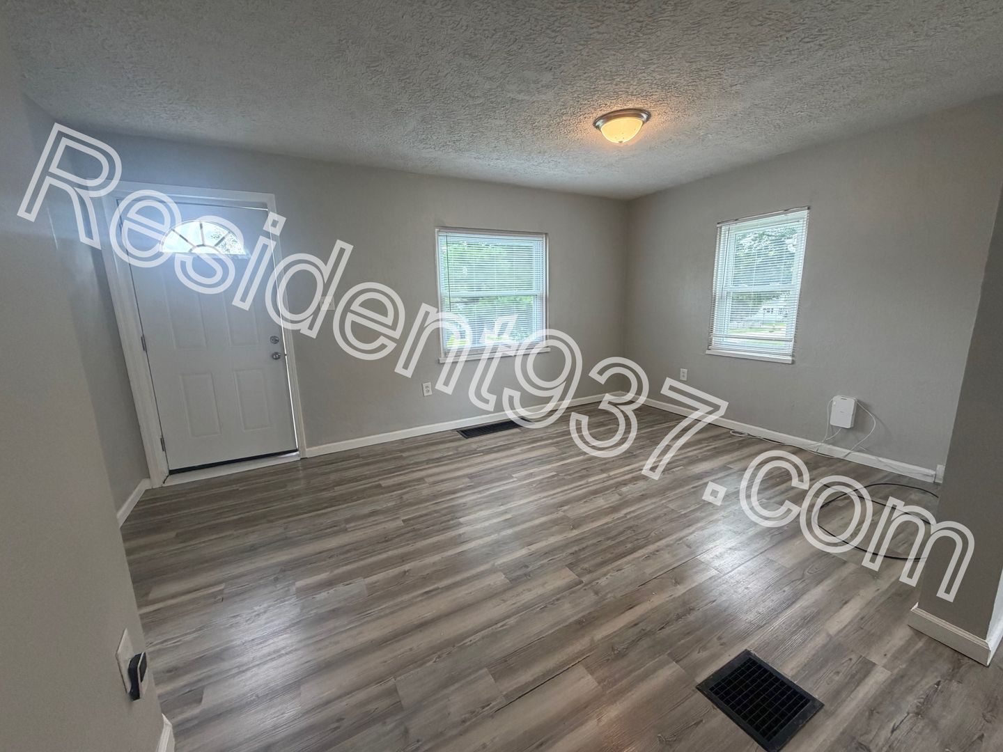 1641 Horlacher Ave – photo 4