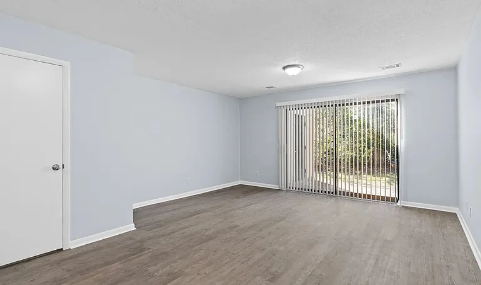 Dogwood Apartments – photo 4