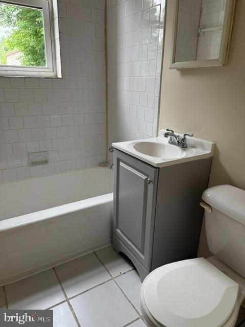 1014 48th Pl NE #4 – photo 4