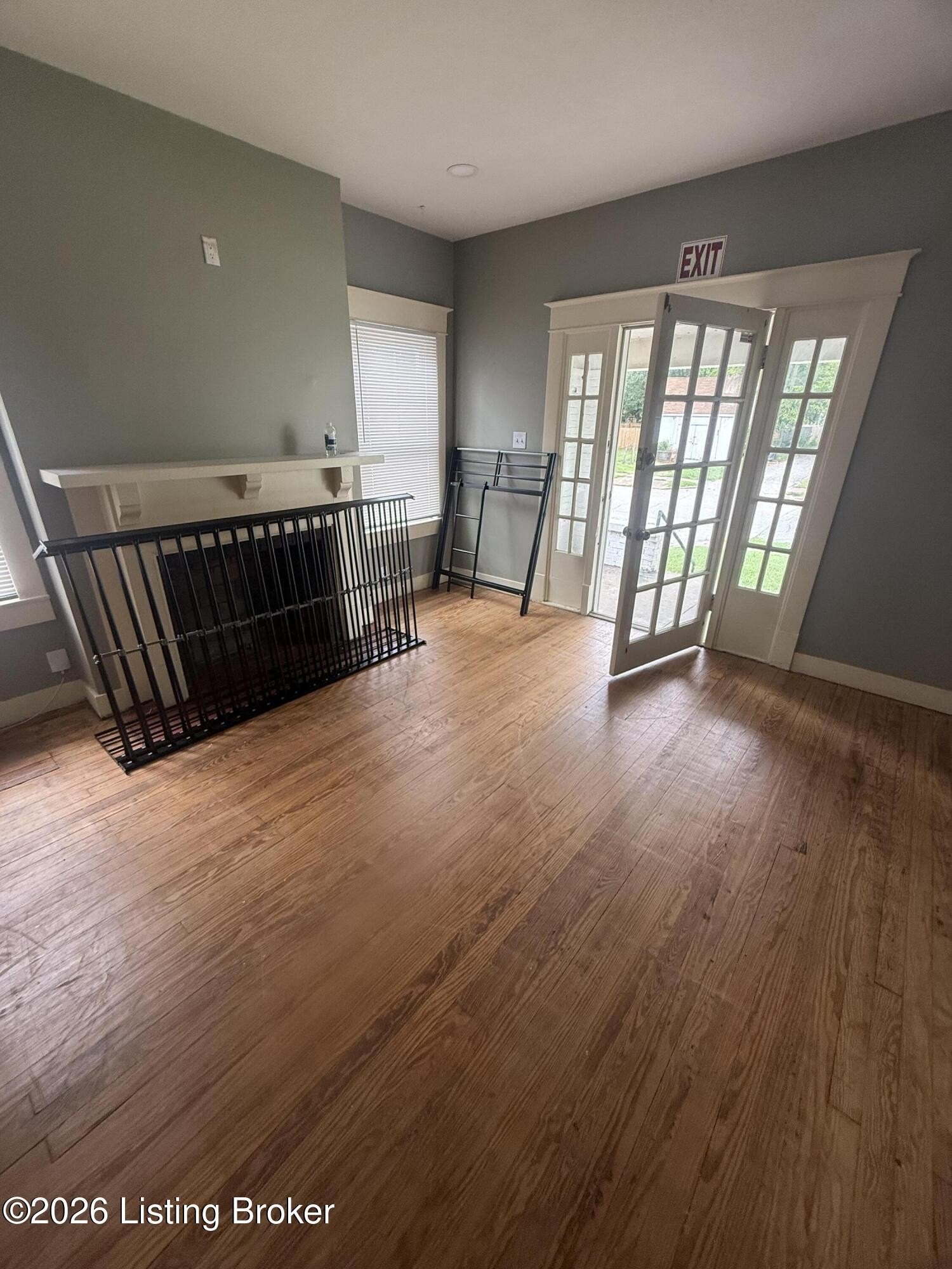 112 E Woodlawn Ave #3 – photo 2
