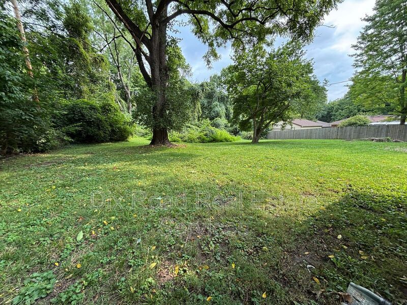 1739 Embury Park Rd – photo 3