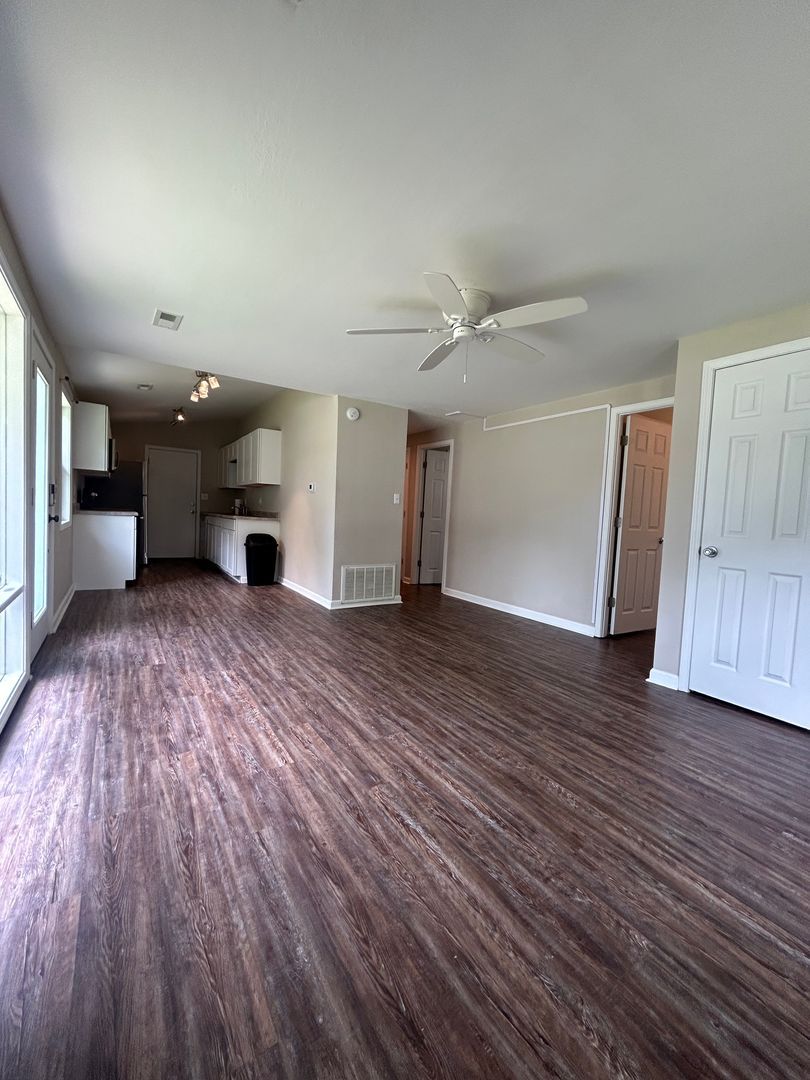4536 Walter Ave – photo 4