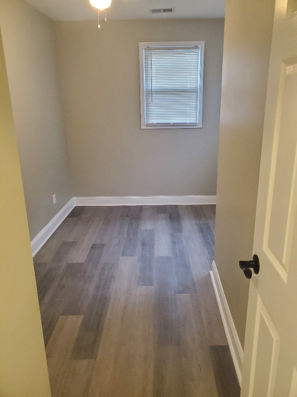 17 W Talbott St – photo 4
