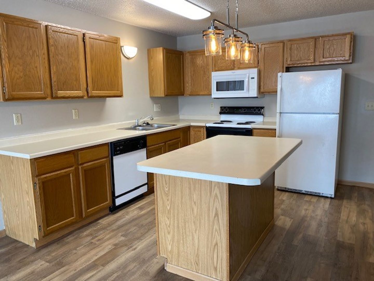 4902 16th Ave S unit 105 – photo 1