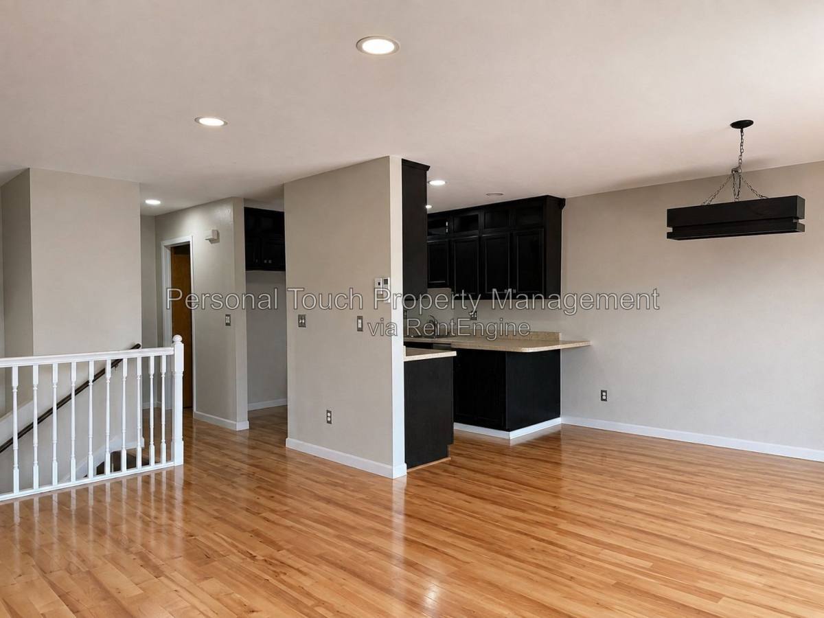 2722 33 1/2 Ave S – photo 3