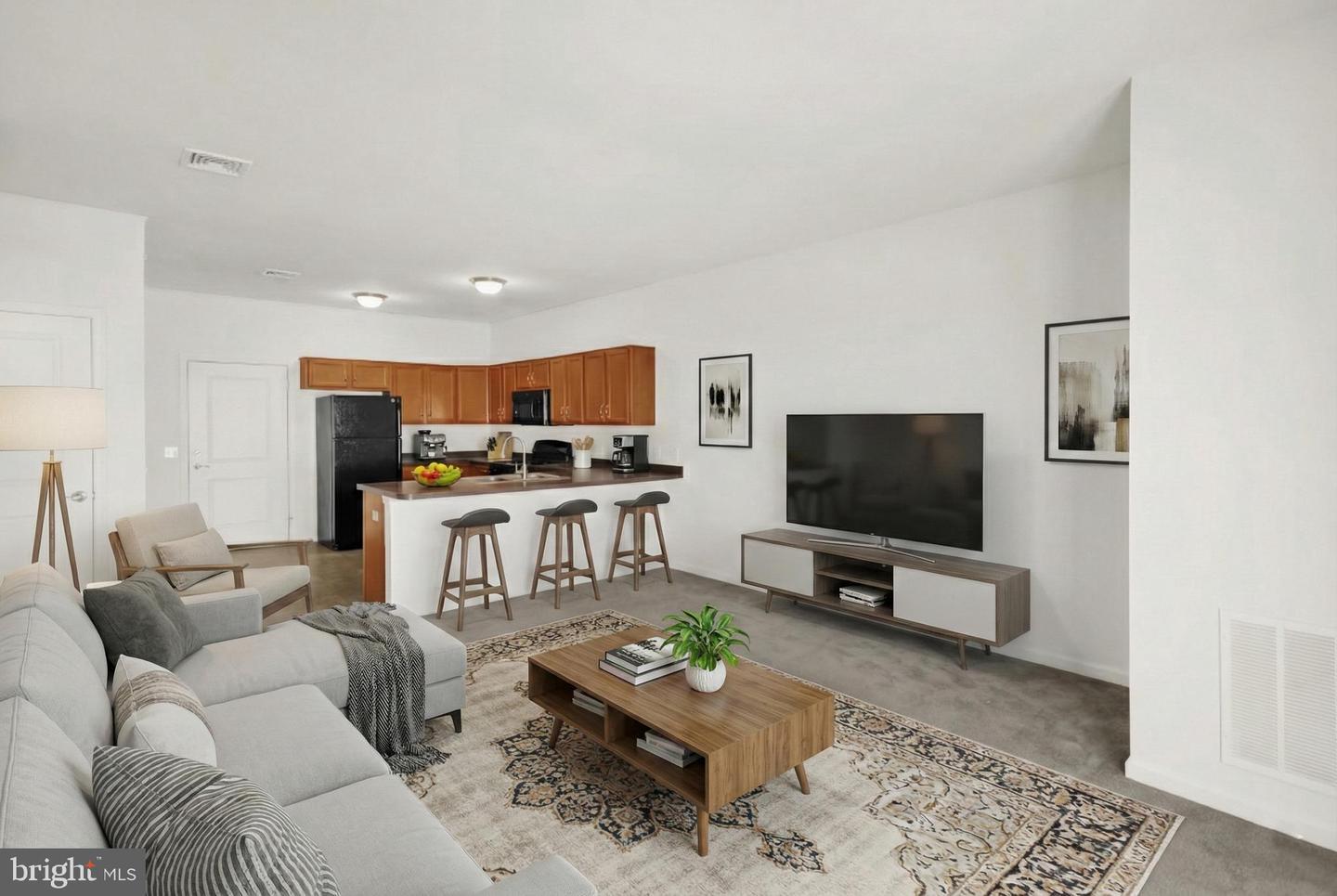 113 Legacy Blvd unit 302 – photo 3