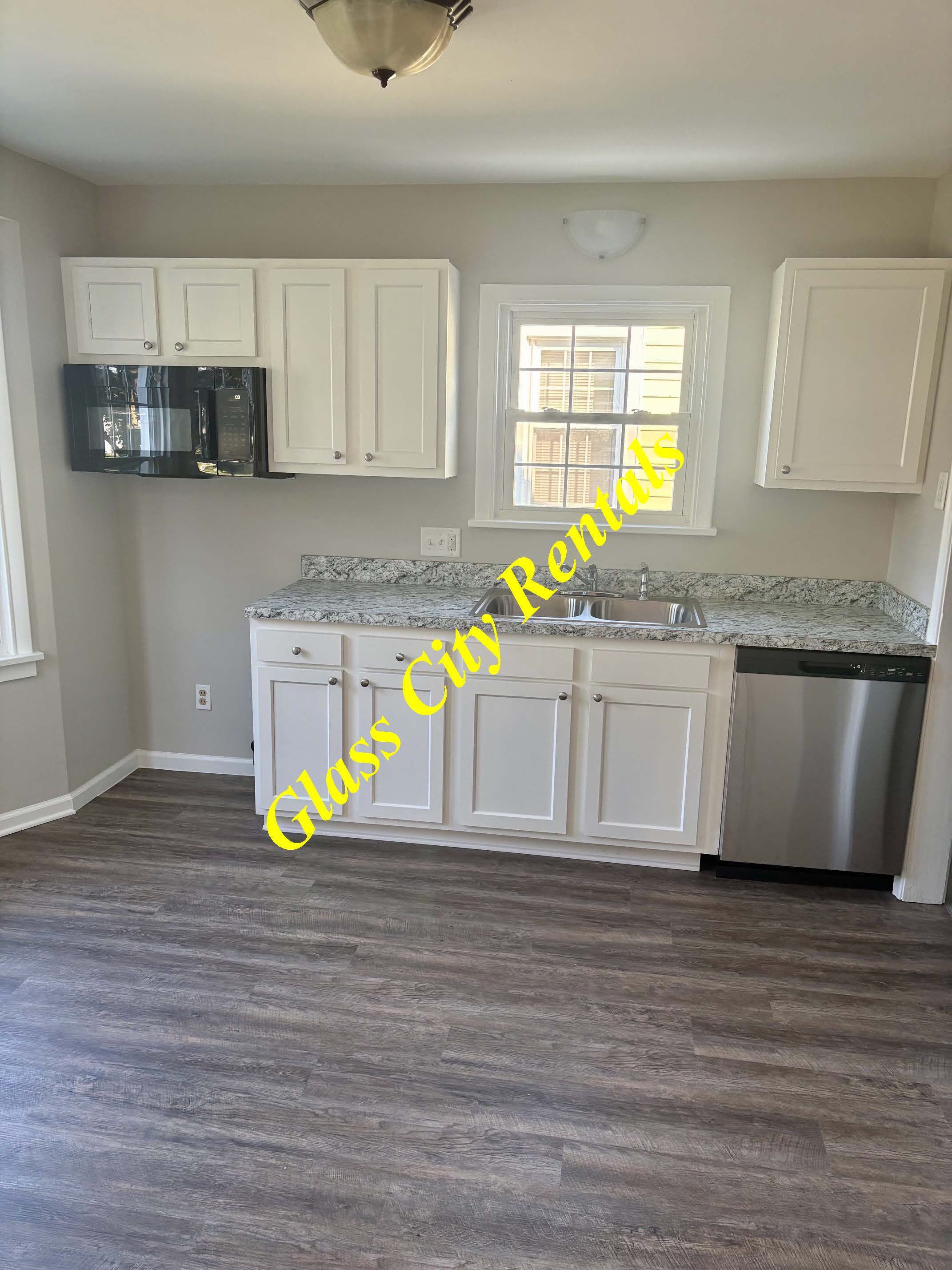 3217 Escott Ave – photo 4