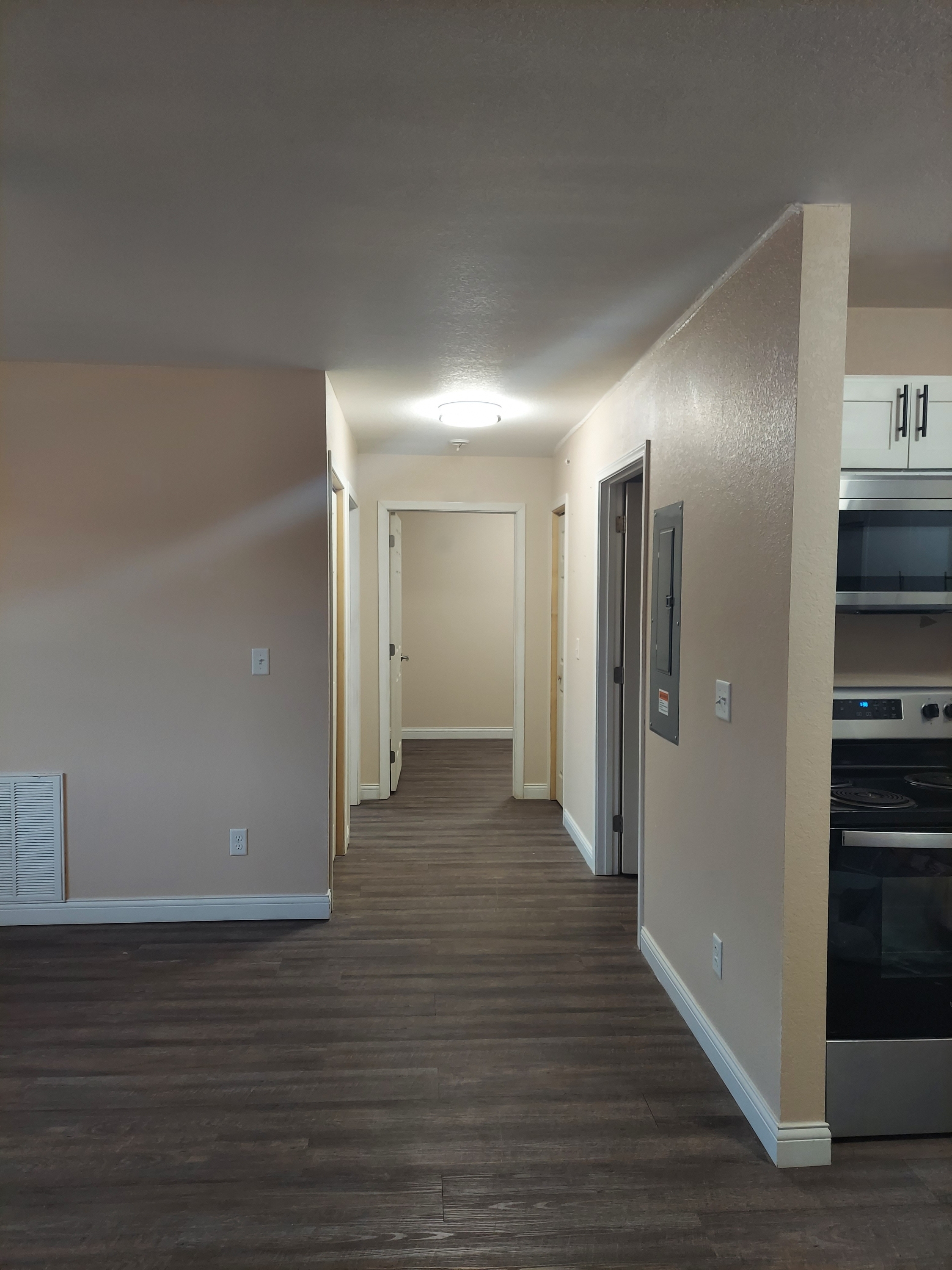 52 Westwood Dr unit 5 – photo 4