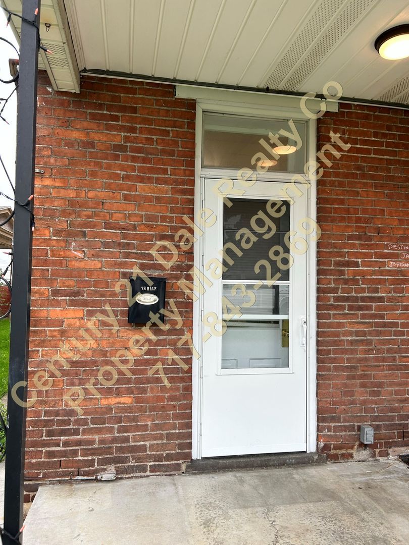 78 S Main St unit Unit - 78 1/2 Back – photo 2