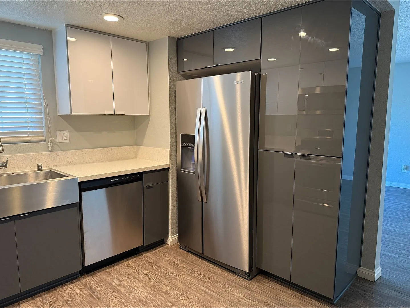 2 Bedroom Apartments in North Redlands – photo 3