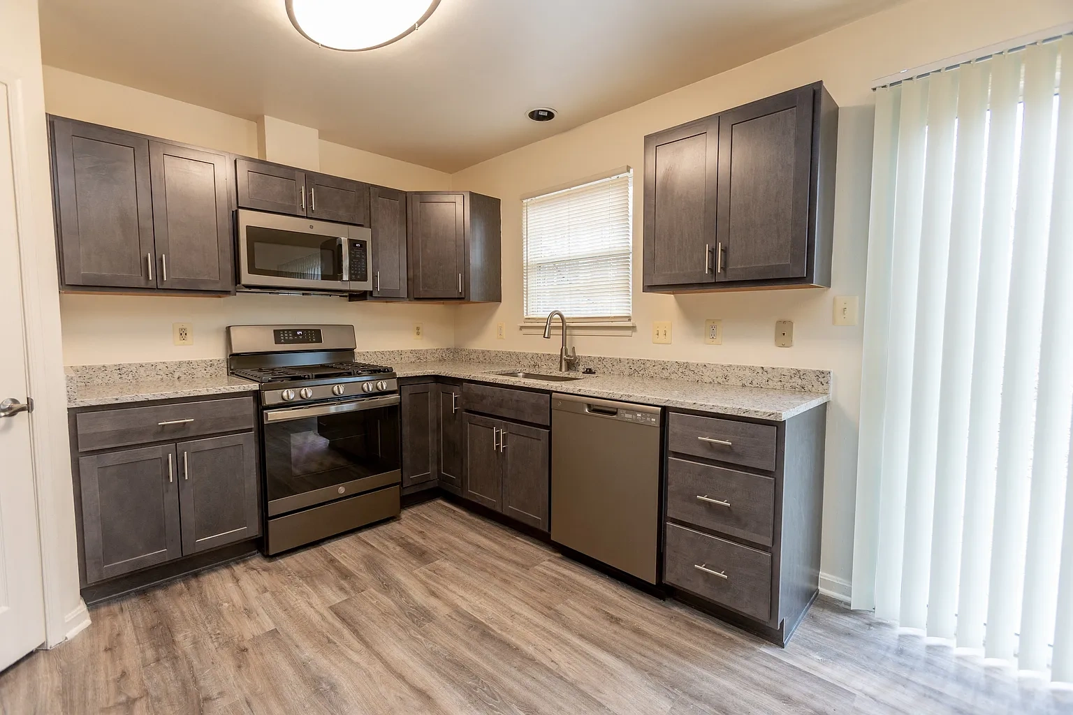 Carlson Woods Townhomes – photo 3
