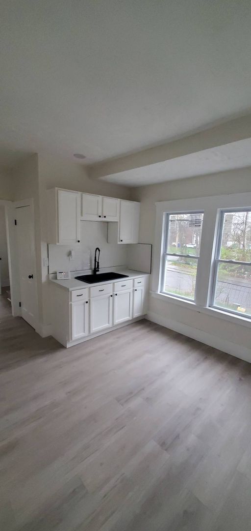 9703 Elwell Ave – photo 4