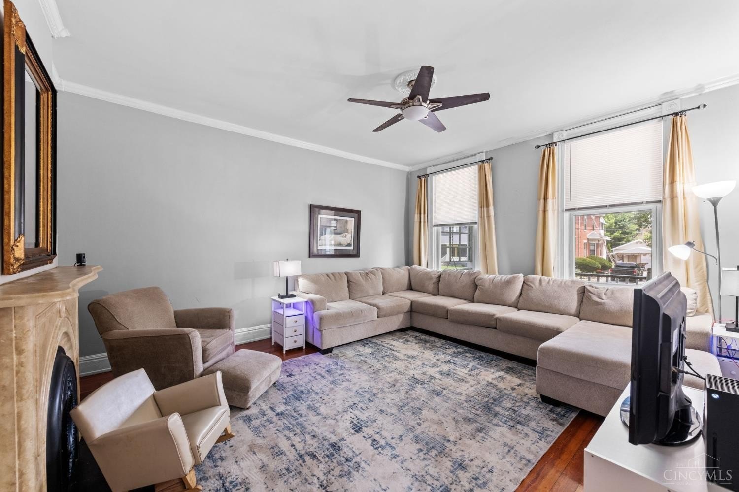 3847 Burwood Ave – photo 5