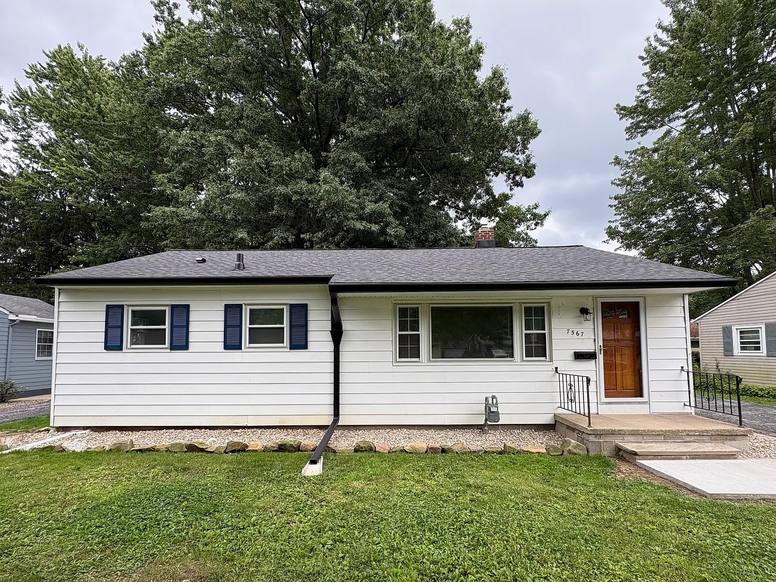 7567 Inland Dr – photo 1