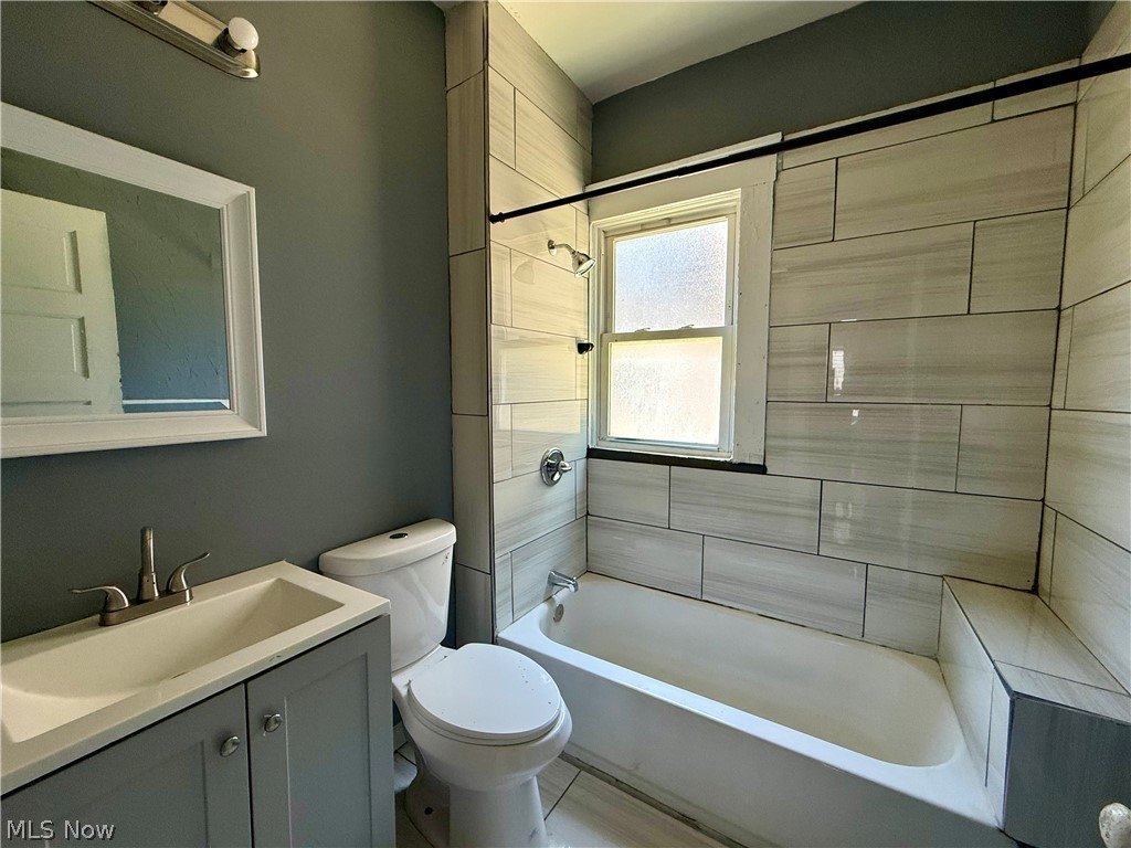 10817 Orville Ave #2 – photo 3