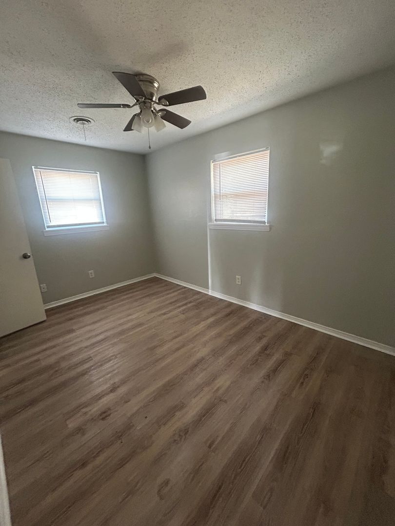 1618 58th St unit B – photo 5