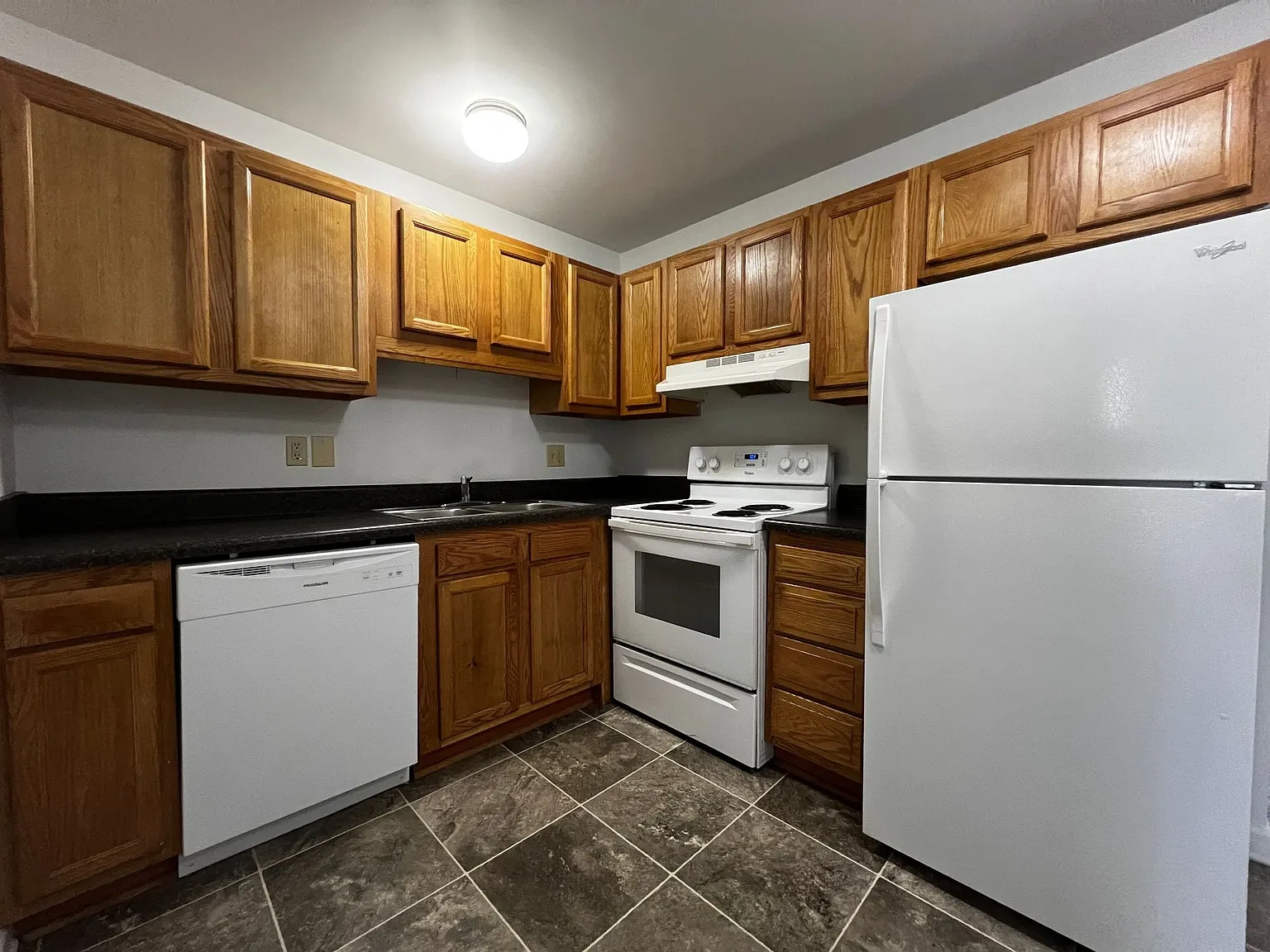 The Stone Ridge Apartments – photo 4