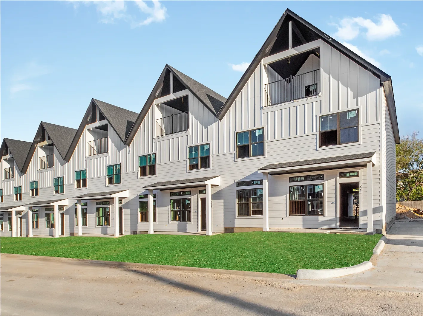 Azura Residences – photo 3