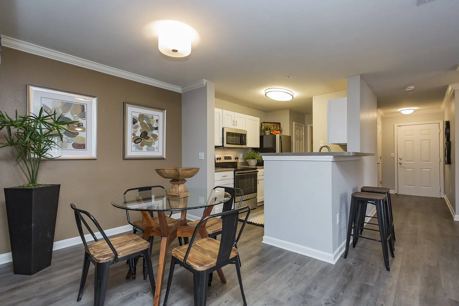 Stoneridge Farms Apartments – photo 3