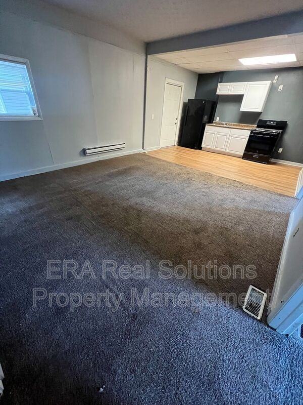 723 Sycamore St unit 1 – photo 3