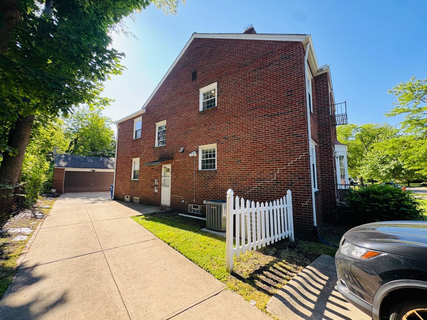 3679 Warren Rd unit 3679 Warren Road unit up – photo 5