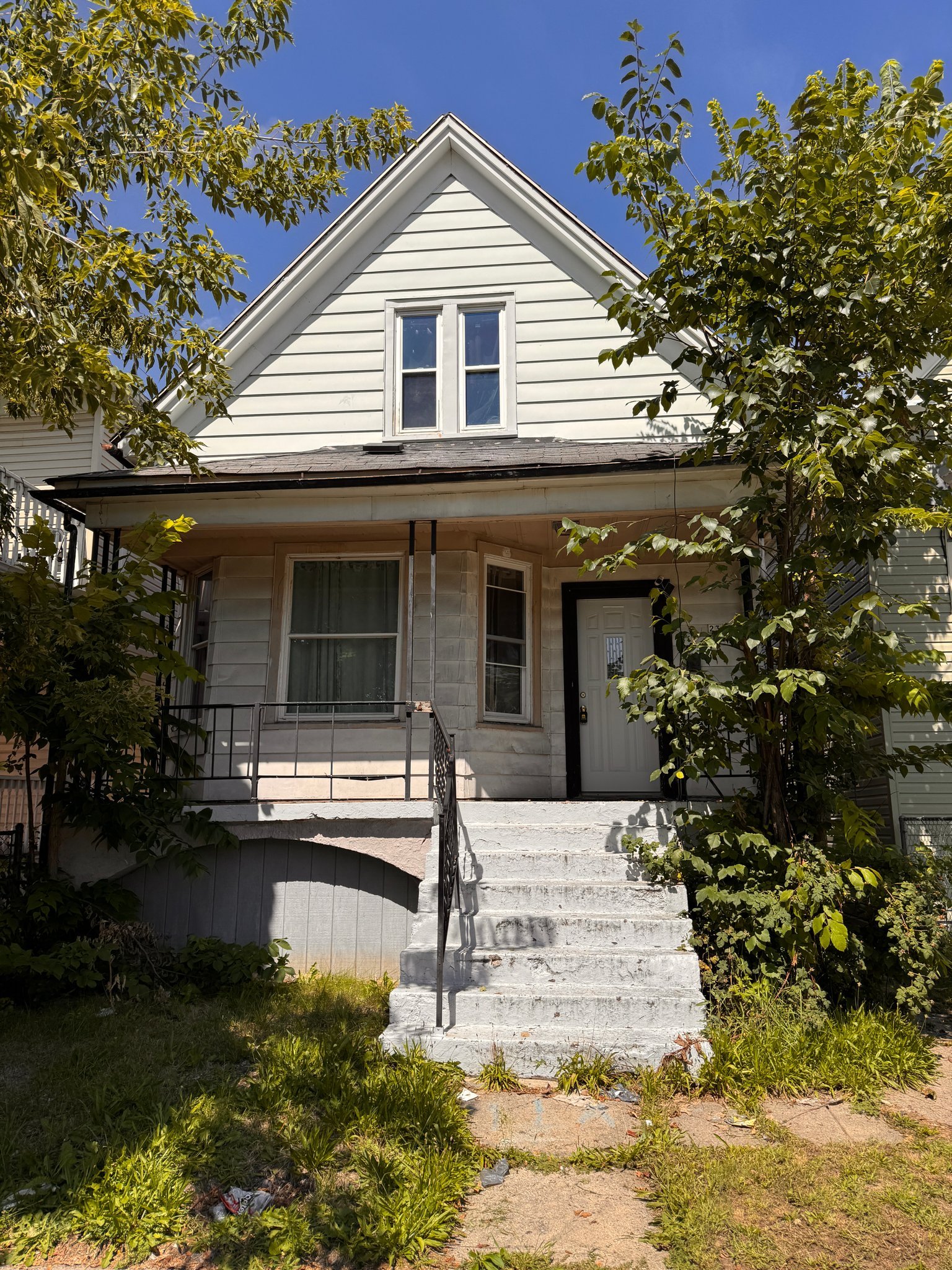 2308 W Burnham St – photo 2