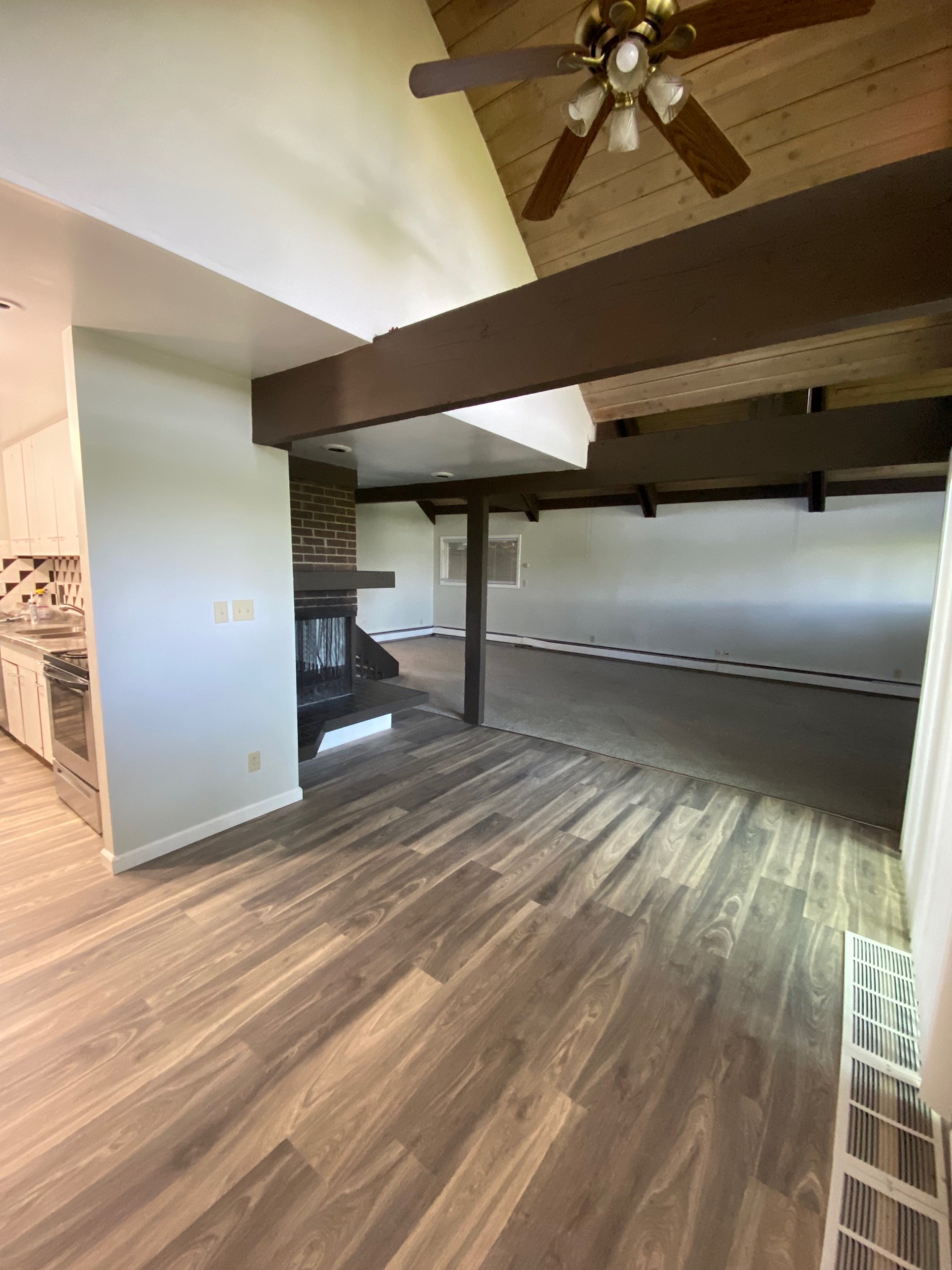 1358 N Howard St – photo 4