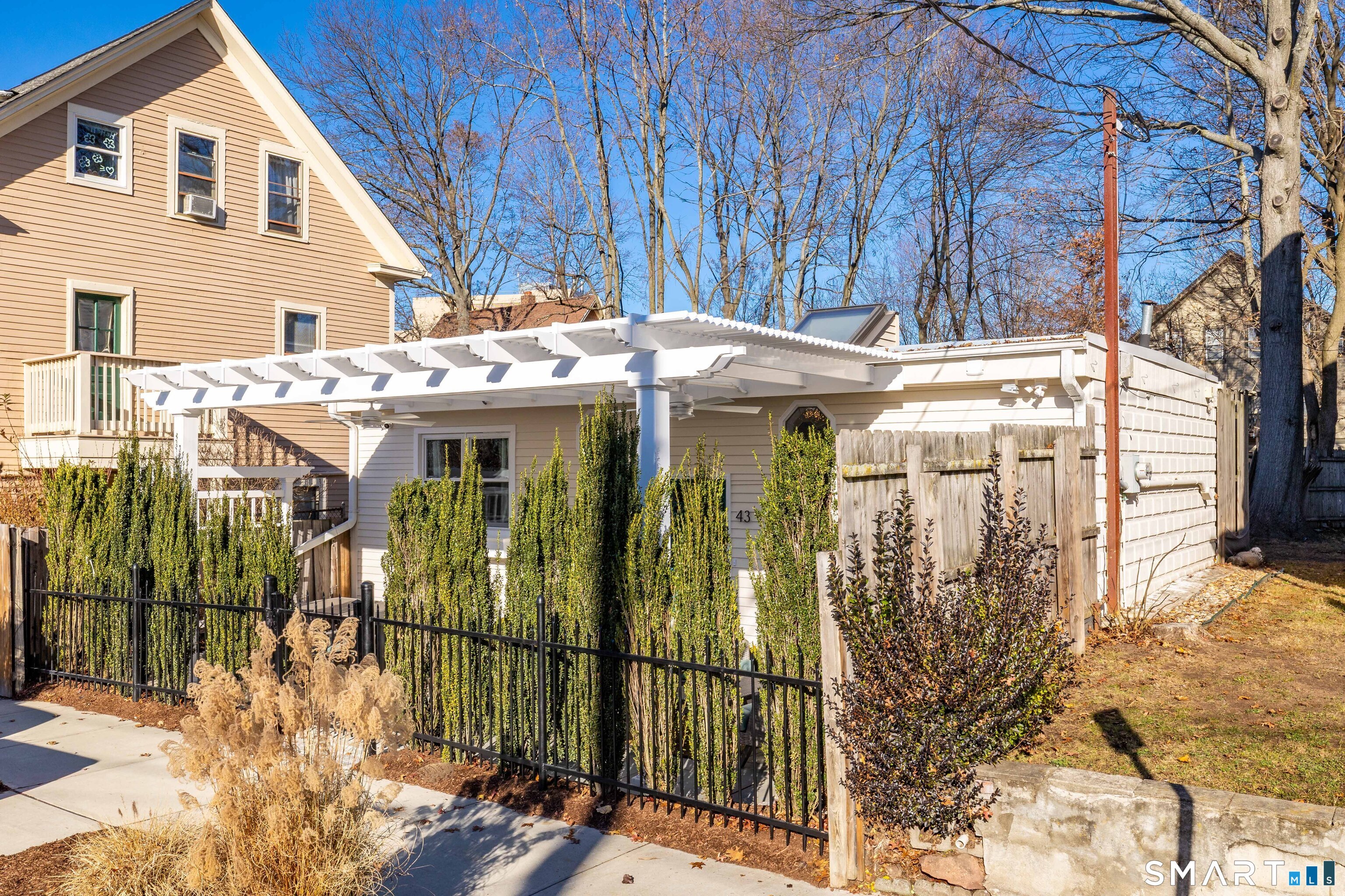 43 Woodland St – photo 3