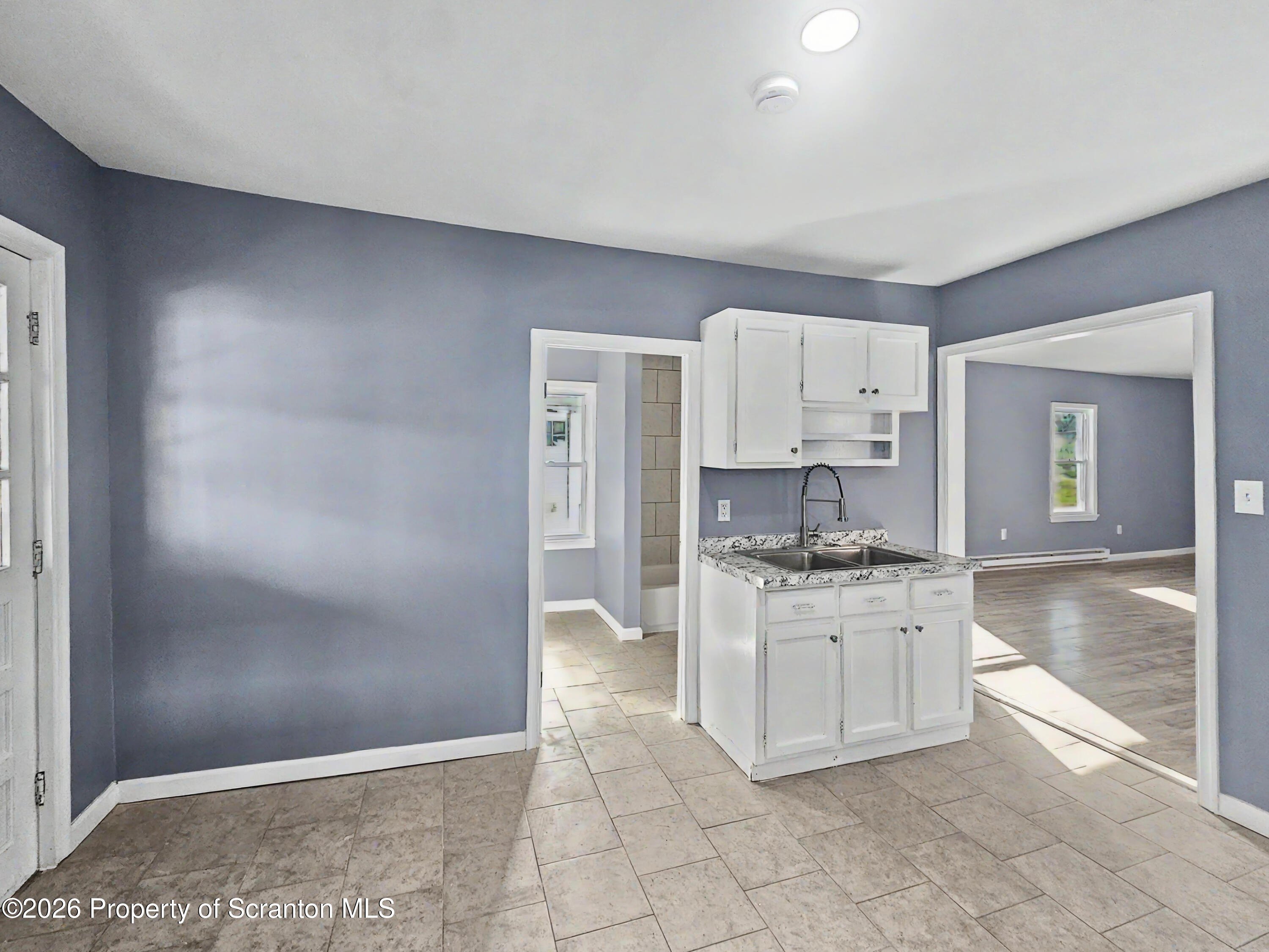 125 N River St #D – photo 4