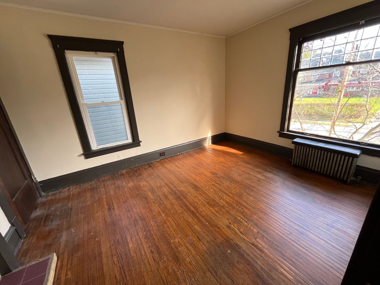 896 Grove St unit 896 Grove Street – photo 3
