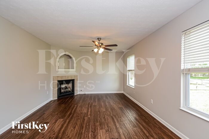 1106 Linford Cir – photo 3