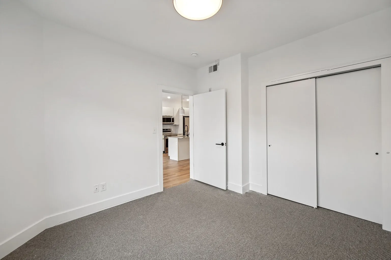 Bickham's Lane Flats – photo 1