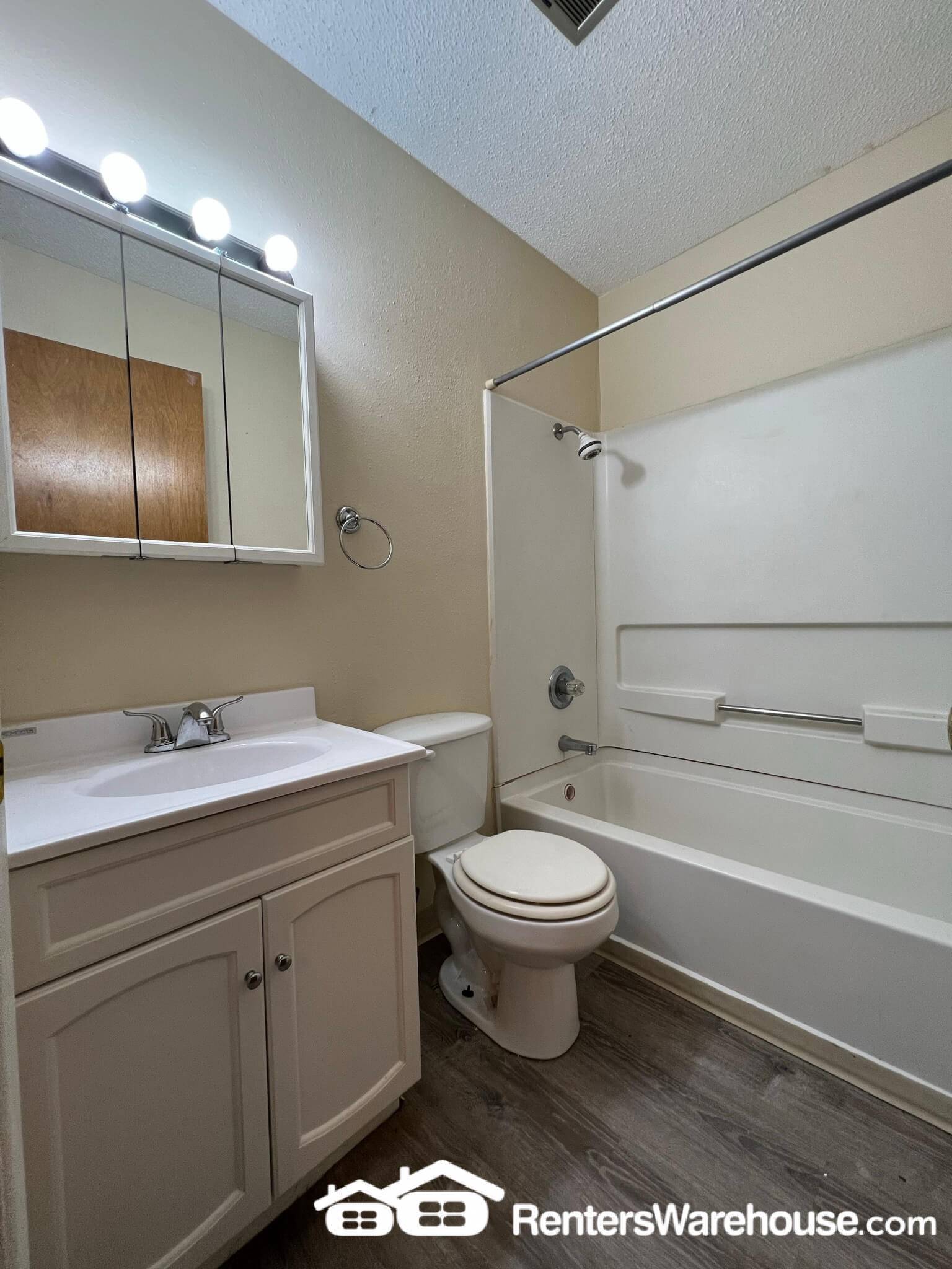 303 S Madison St – photo 3
