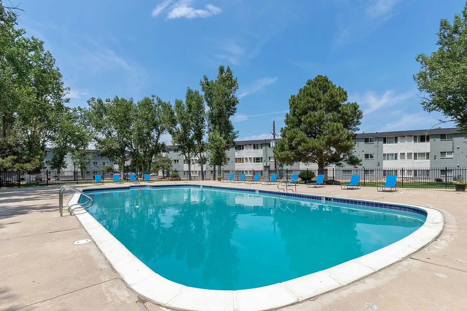 Park Place at Expo Apartments – photo 2
