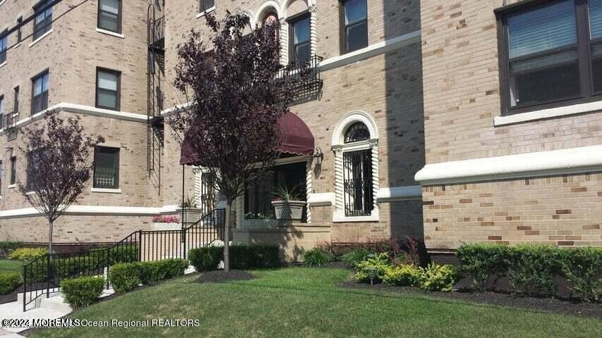 1700 Webb St #2H – photo 1