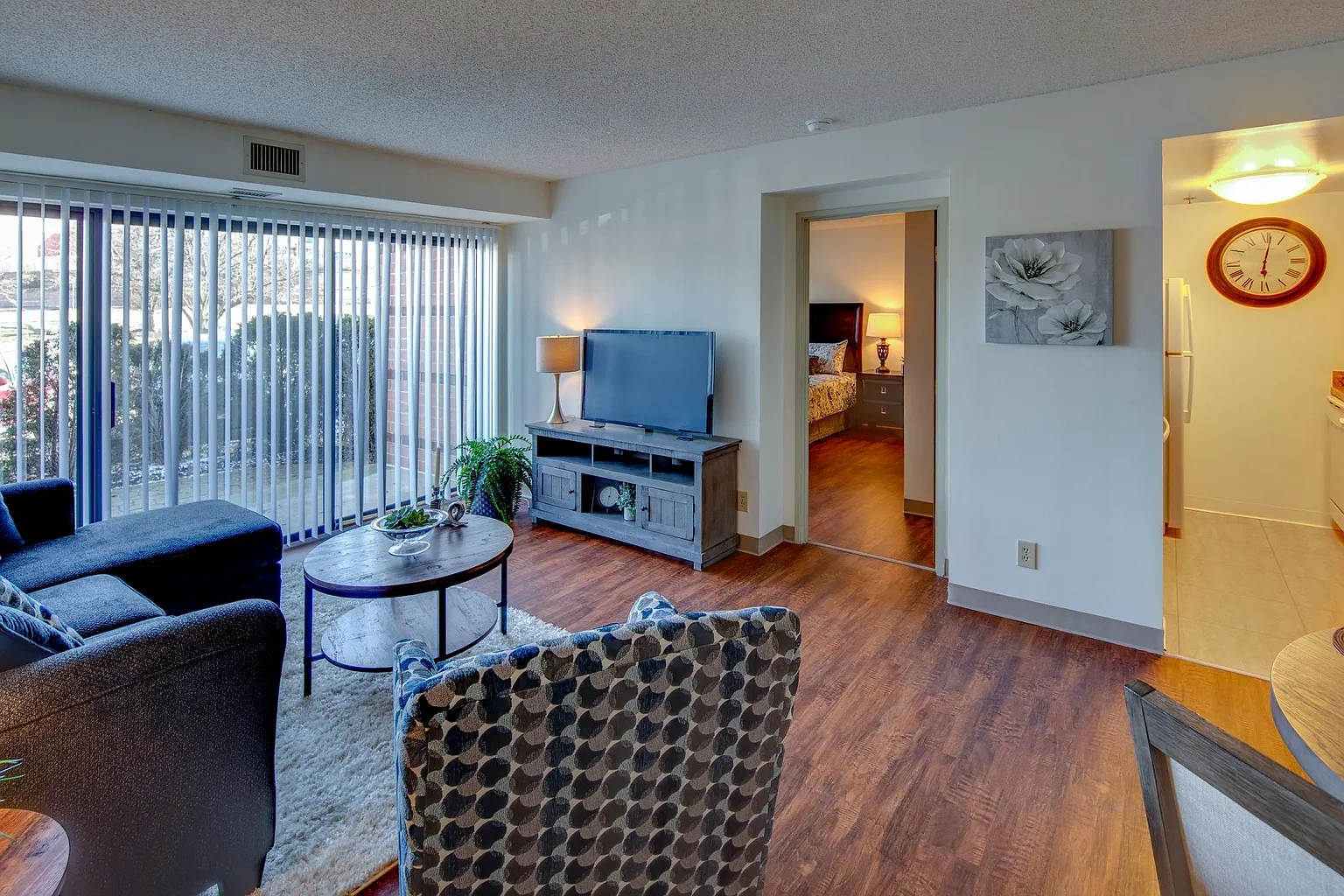 Kensington Place Apartments – photo 2