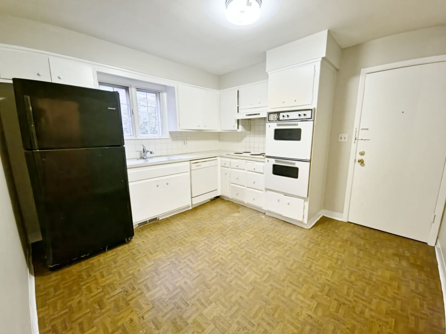 3427 Westbury Rd unit Down – photo 5