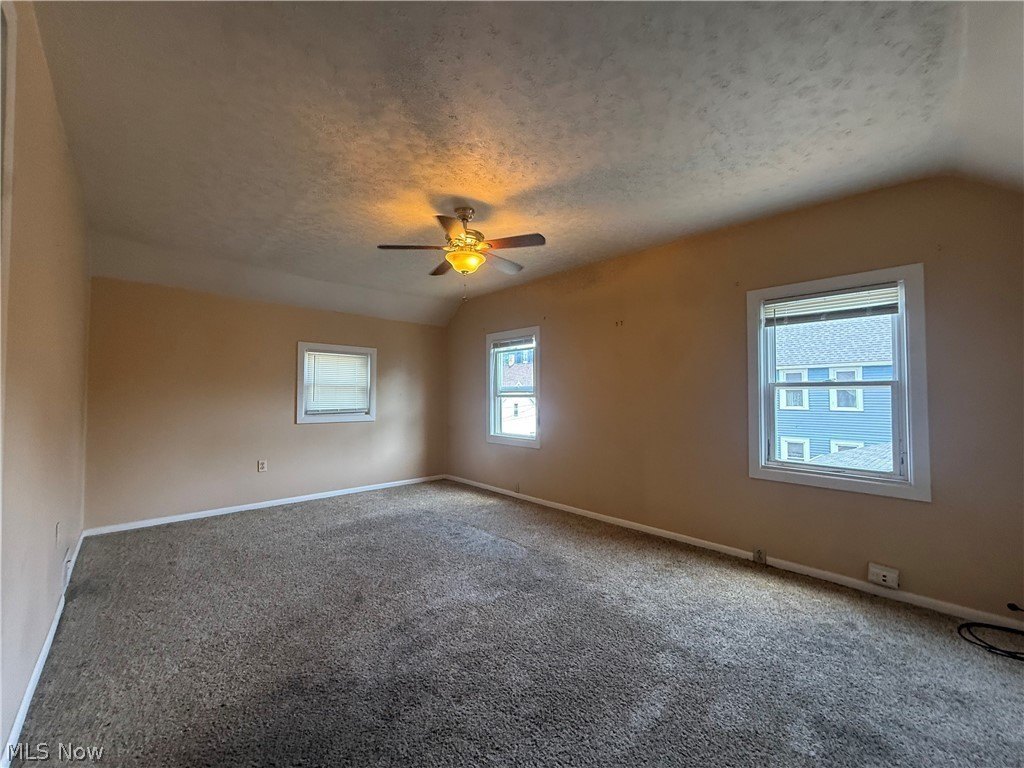 1726 Starkweather Ave #UPPER – photo 4