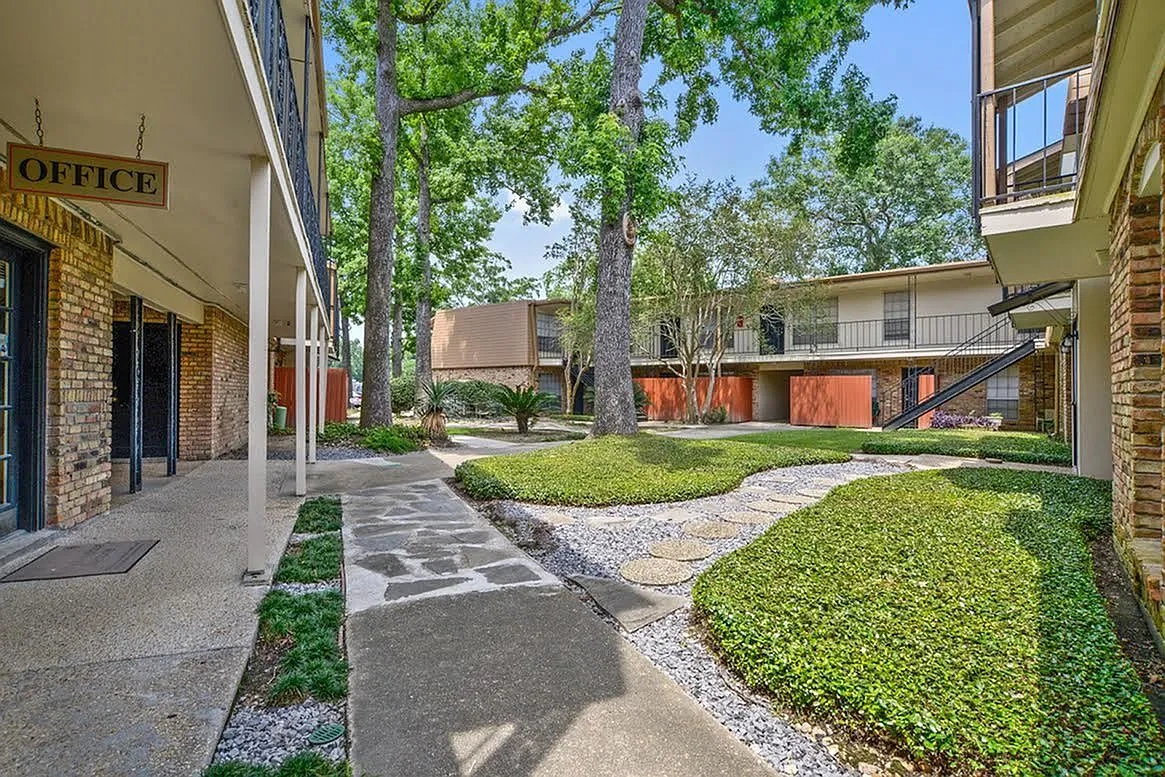 Bienville Towers – photo 4