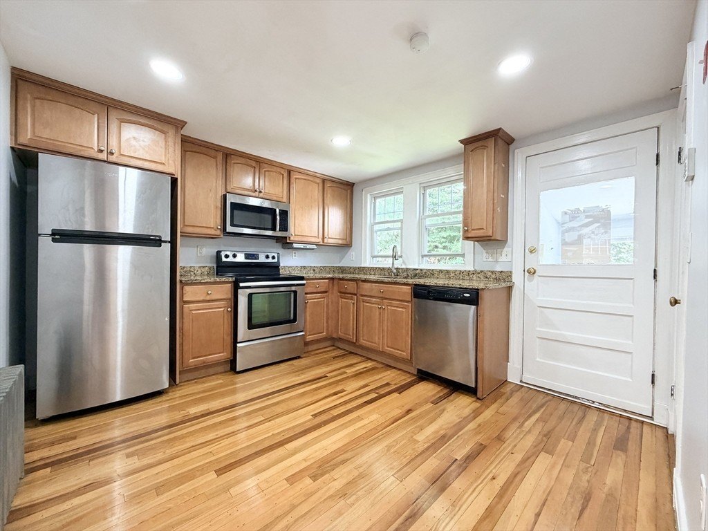 25 Brookside Rd – photo 1
