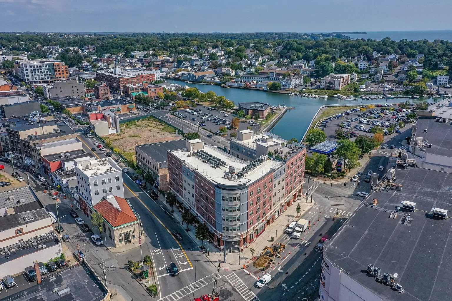 Port & Main – photo 2
