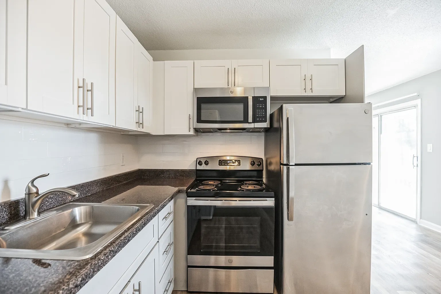 Hamilton Estates Apartments – photo 4